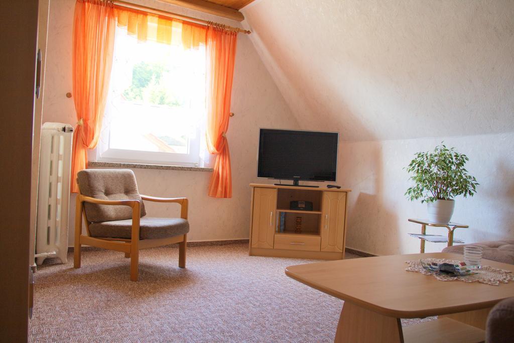 Ferienwohnung Familie Zoschke Sellin  Zimmer foto